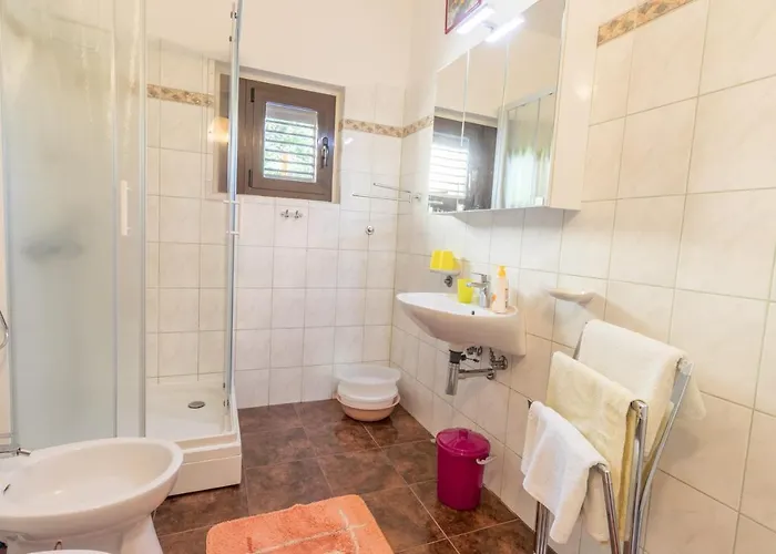 House 112 Apartament *