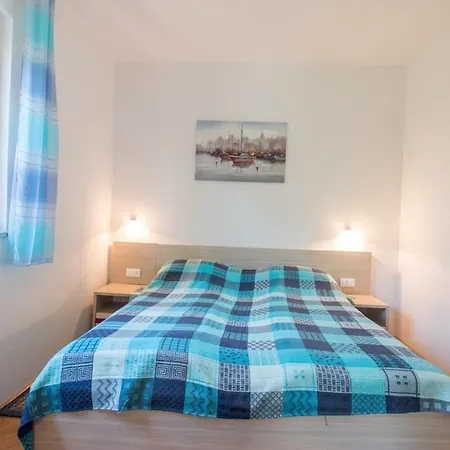 House 112 Lägenhet Baška