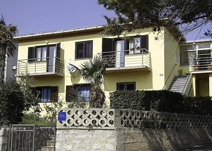 Apartment House 112 *