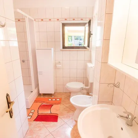 House 112 Apartment Baska (Krk)