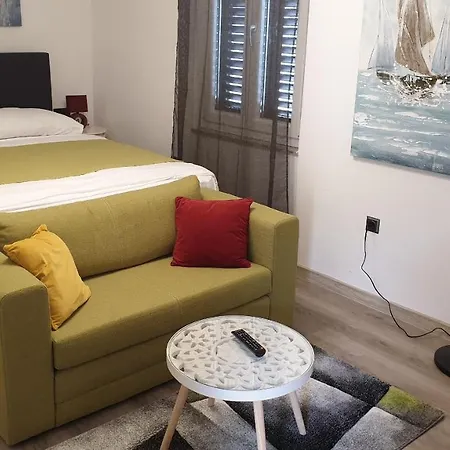 House 112 Apartment Baska (Krk)