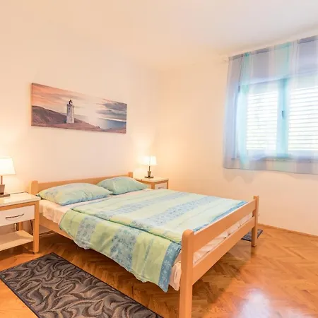 House 112 Apartament Baška