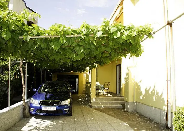 House 112 Apartman Baška